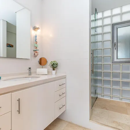 Twintee, Terracos De