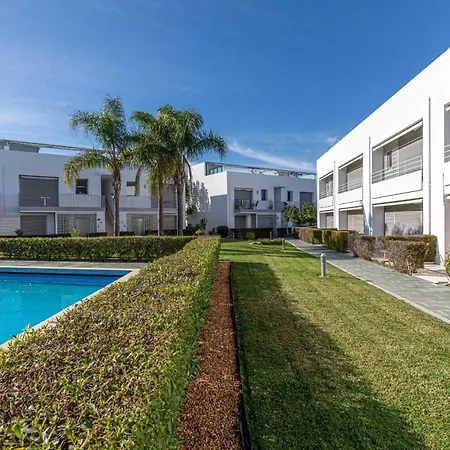 Twintee, Terracos De Lejlighed