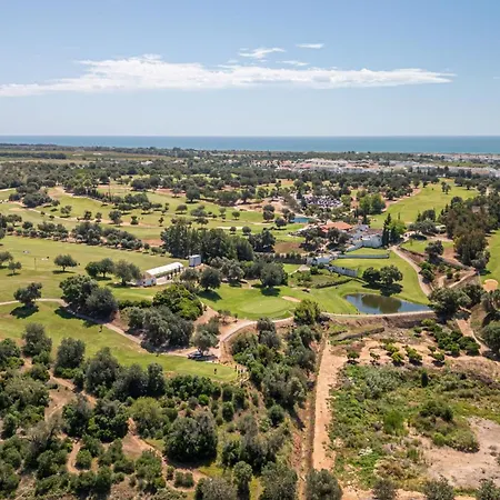 Apartment Twintee, Terracos De *