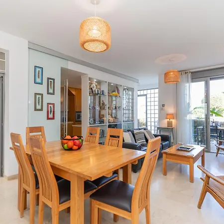 Twintee, Terracos De Ταβίρα